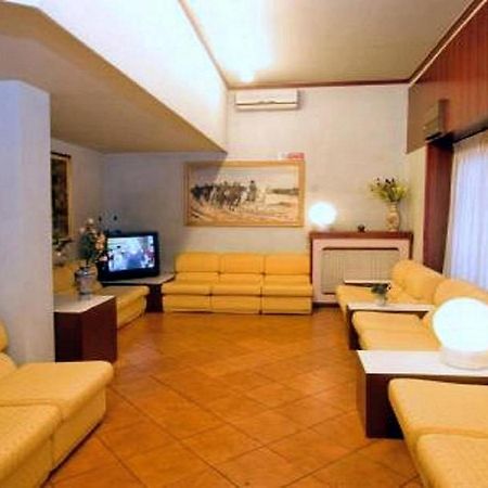 Piccolo Hotel Mediolan Zewnętrze zdjęcie