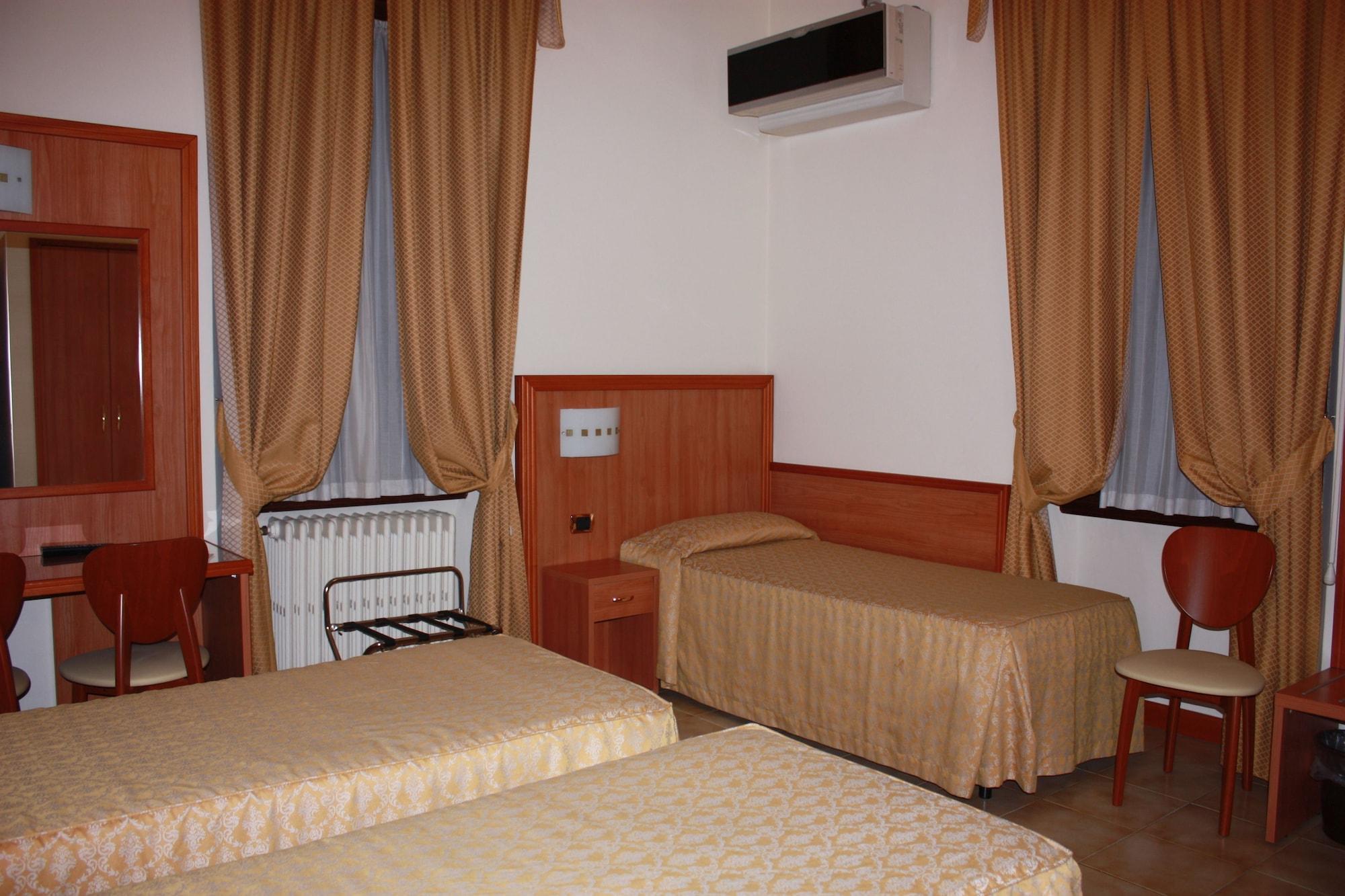 Piccolo Hotel Mediolan Zewnętrze zdjęcie
