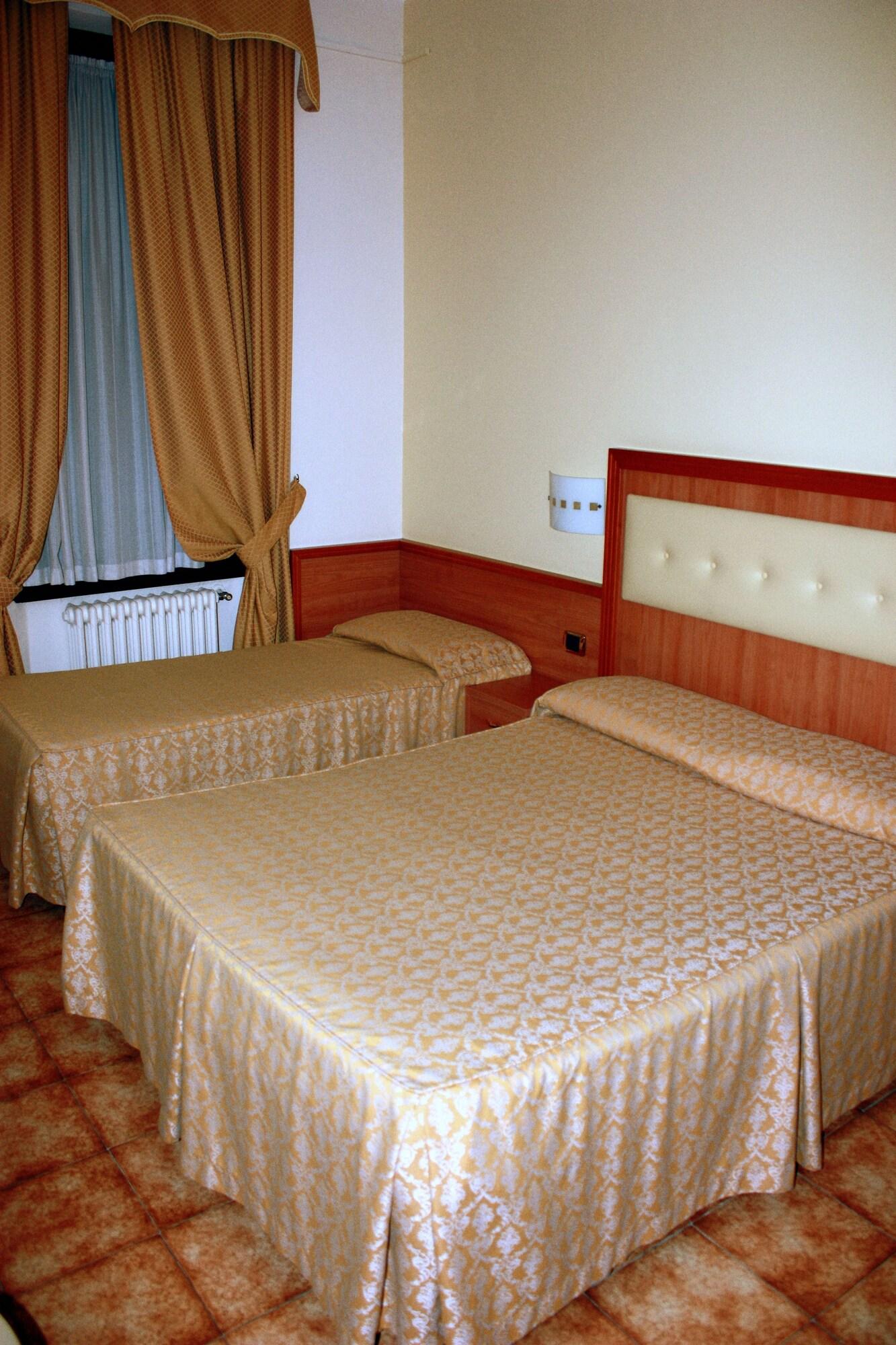 Piccolo Hotel Mediolan Zewnętrze zdjęcie
