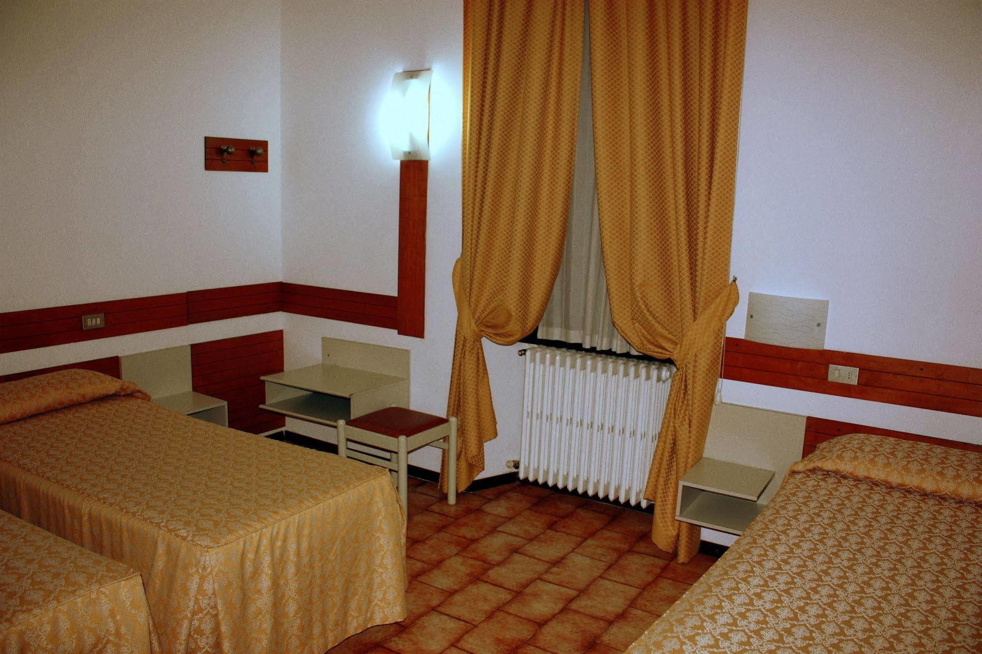 Piccolo Hotel Mediolan Zewnętrze zdjęcie